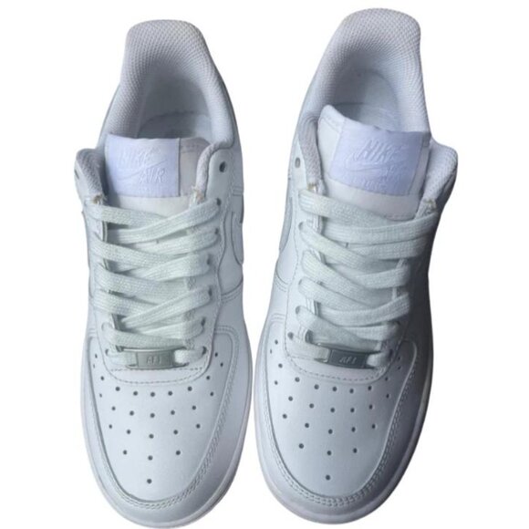 Nike Women's Air Force 1 '07 Sneakers US SIZE 6 - Picture 7 of 7